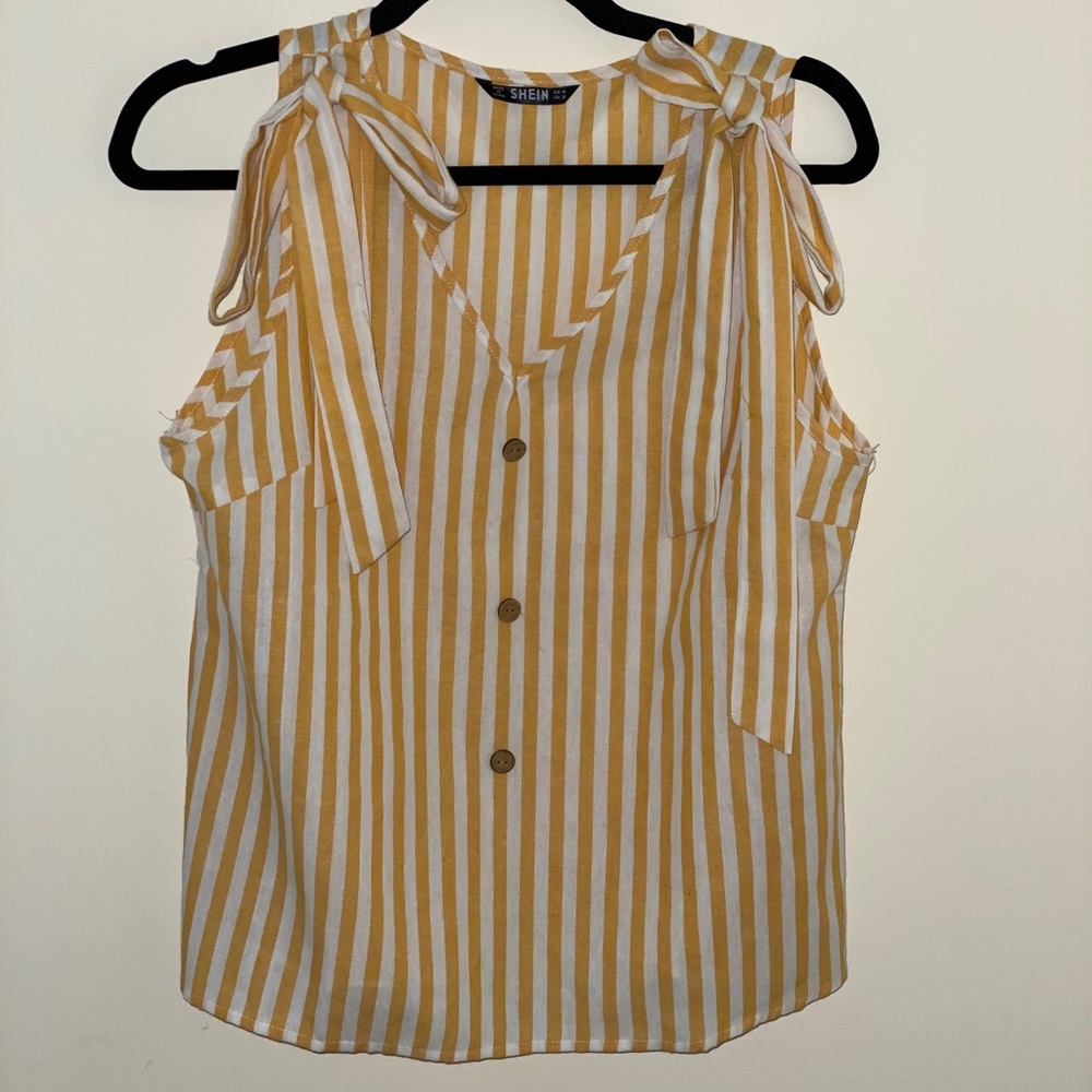 Yellow stripped tank top